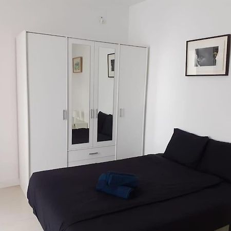 Appartamento Cosy Flat / Literally At The Foot Of Alhambra Granada Esterno foto